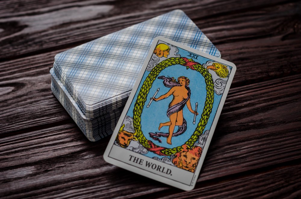 🌍 Tarot: A Carta O Mundo (XXI) e Além