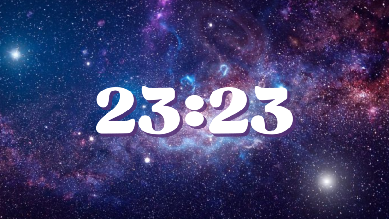 23:23: O Despertar da Consciência Cósmica e a Dança entre Ordem e Caos ✨